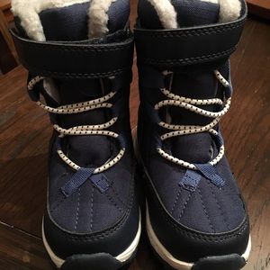Carter’s Toddler Boots Size 7